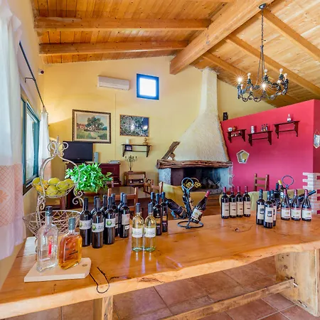 & Glamping Borgo Di Campagna ホテル