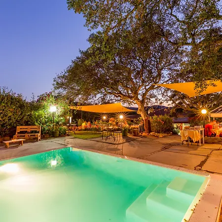 & Glamping Borgo Di Campagna 호텔 3*
