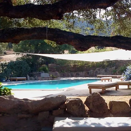 ホテル & Glamping Borgo Di Campagna