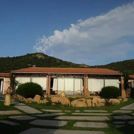 ホテル & Glamping Borgo Di Campagna