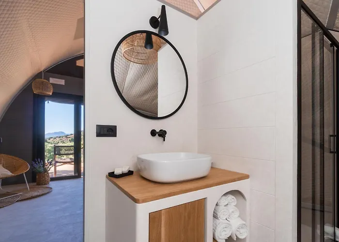 & Glamping Borgo Di Campagna 3* Porto San Paolo (Sardinia)