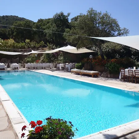 & Glamping Borgo Di Campagna פורטו סן פאולו