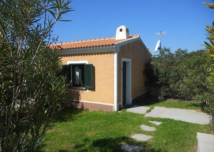 Hotel & Glamping Borgo Di Campagna Porto San Paolo (Sardinia)