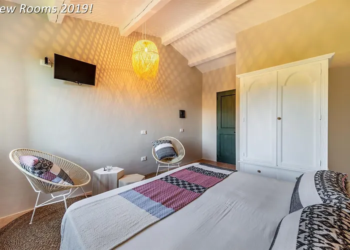 Hotel & Glamping Borgo Di Campagna Porto San Paolo (Sardinia)