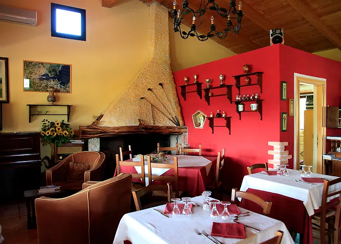 & Glamping Borgo Di Campagna Porto San Paolo (Sardinia)
