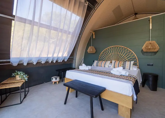 & Glamping Borgo Di Campagna 3* Porto San Paolo (Sardinia)